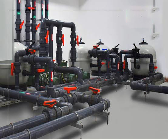 مستلزمات انشاء و تجهيز حمامات سباحة